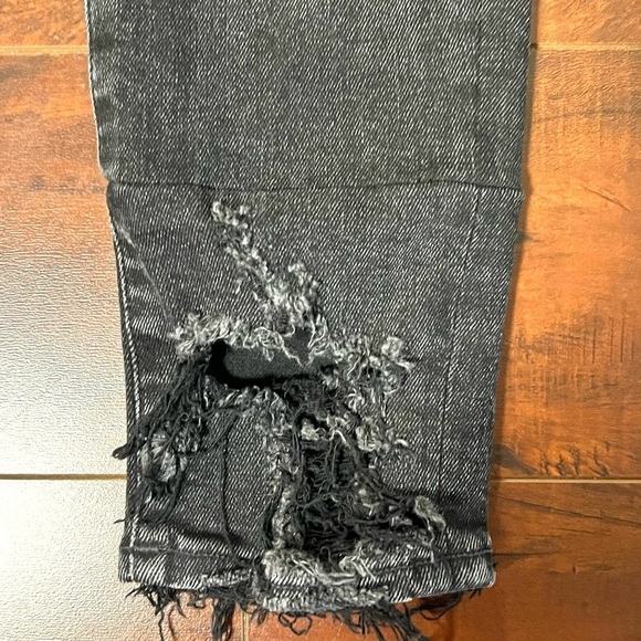 AGOLDE Denim Sophie Crop Jeans Black Chewed Hem Size 24 - Picture 7 of 14